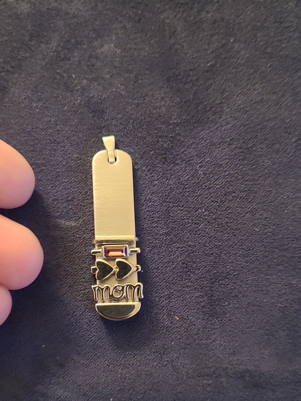 Stella And Dot Silver Keep Charm Pendant With 3 Charms: Mom, Heart And Red Stone